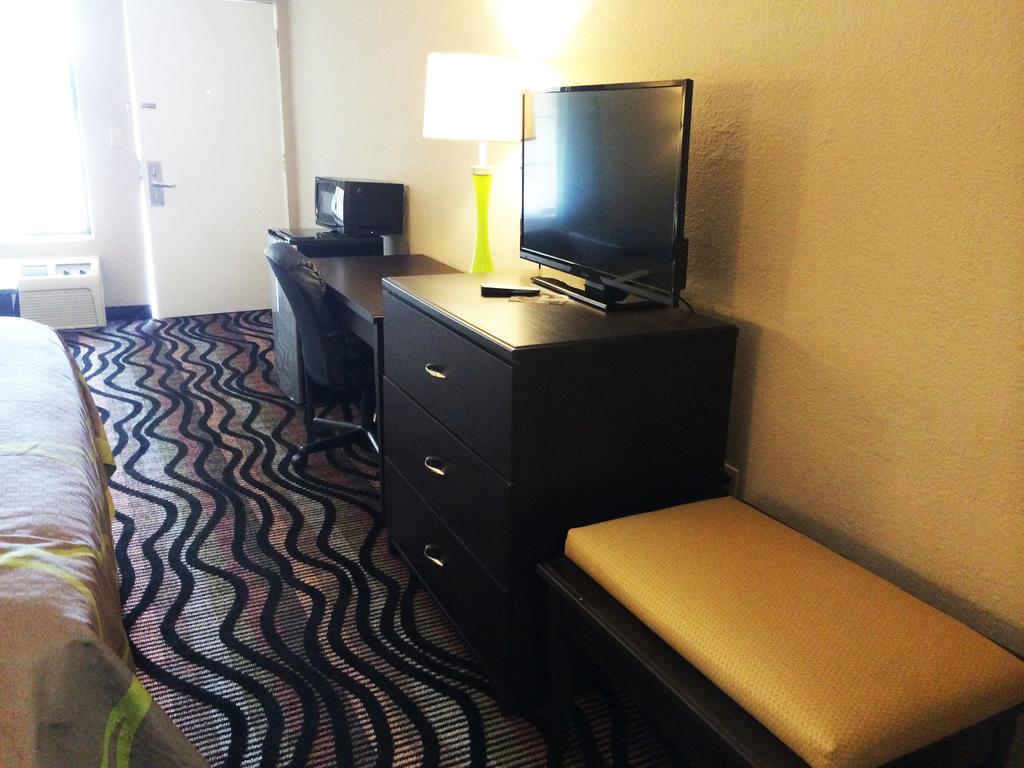 Super 8 By Wyndham Lakeland Zewnętrze zdjęcie
